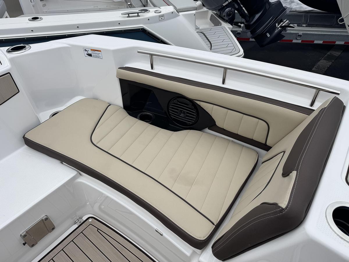 Used 2026 Yamaha Boats 255 FSH Sport H