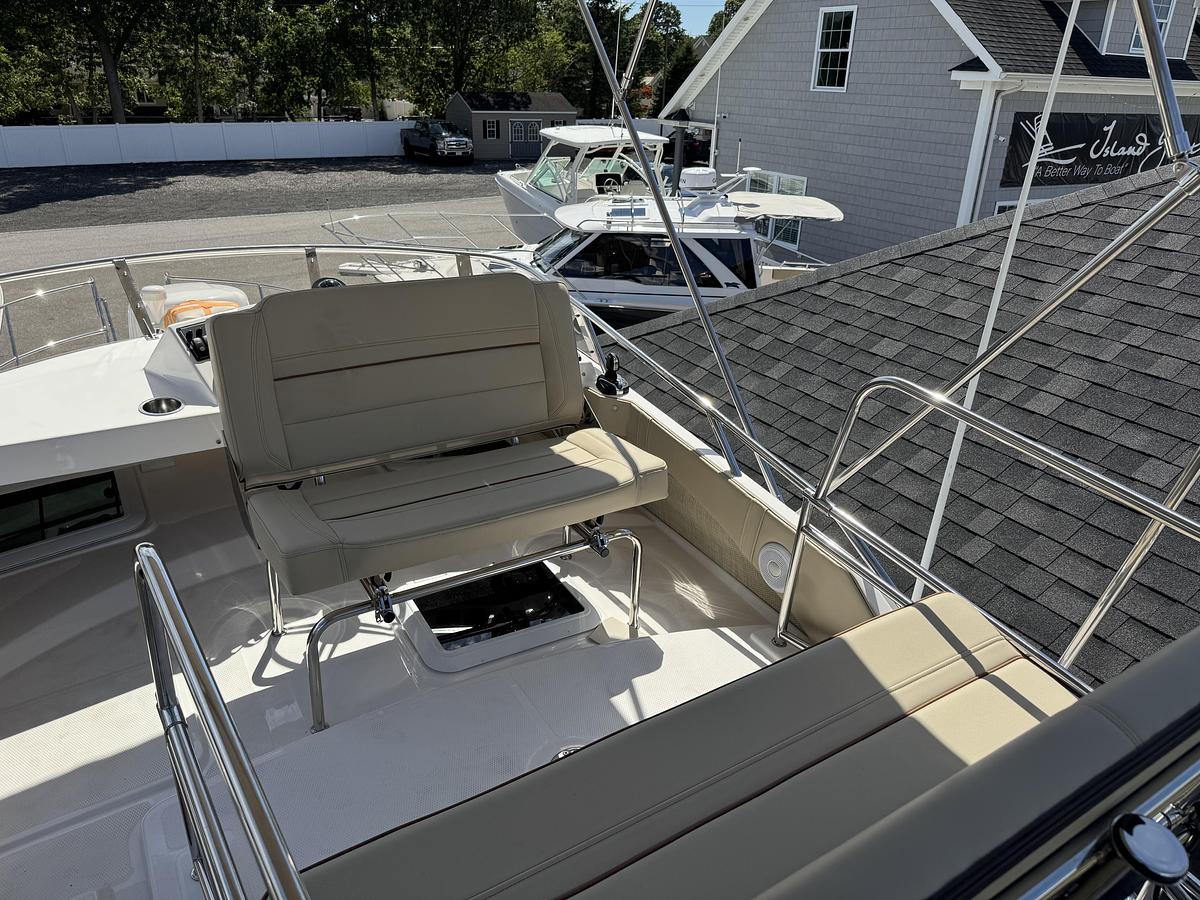 2026 Cutwater C-32CB