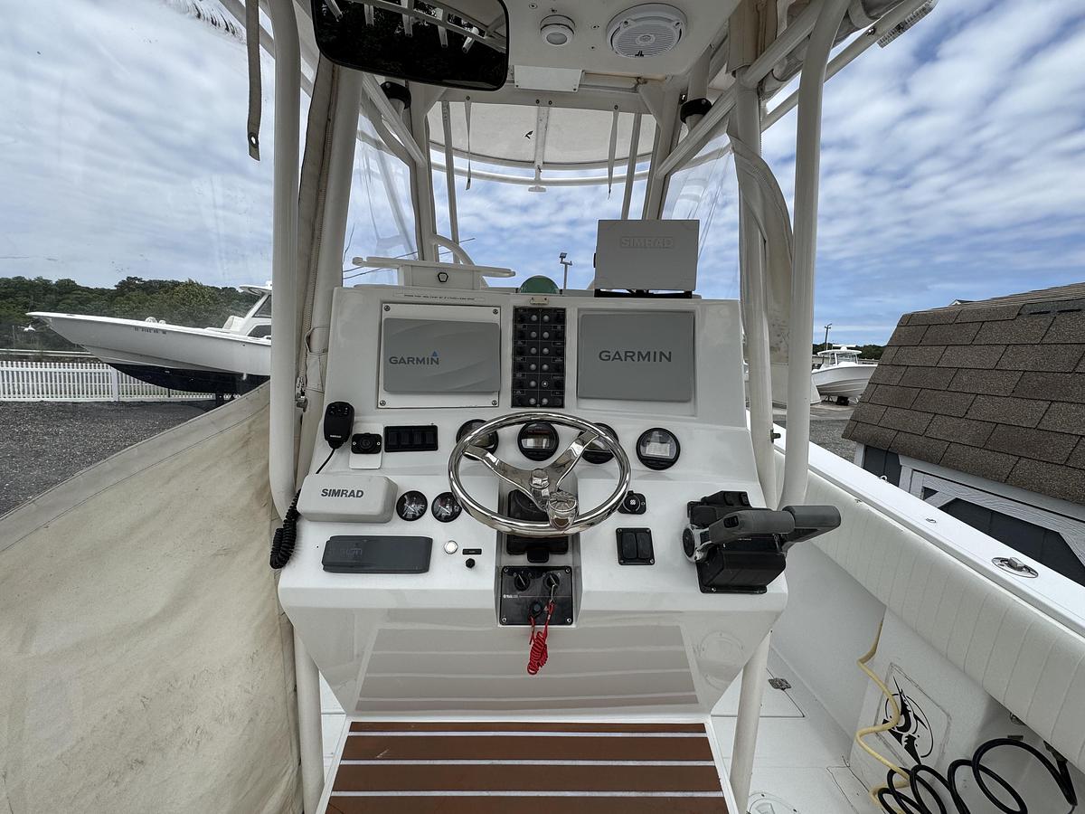 Used 2002 Jupiter 27 Open Fisherman