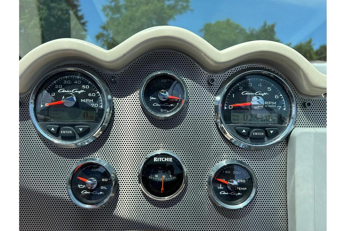 Used 2019 Chris Craft 27 Corsair