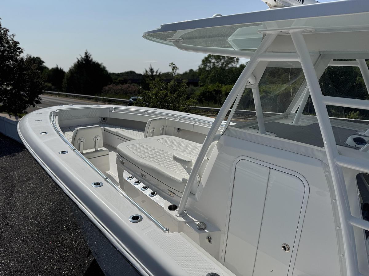 Used 2021 Invincible 390 Open CC