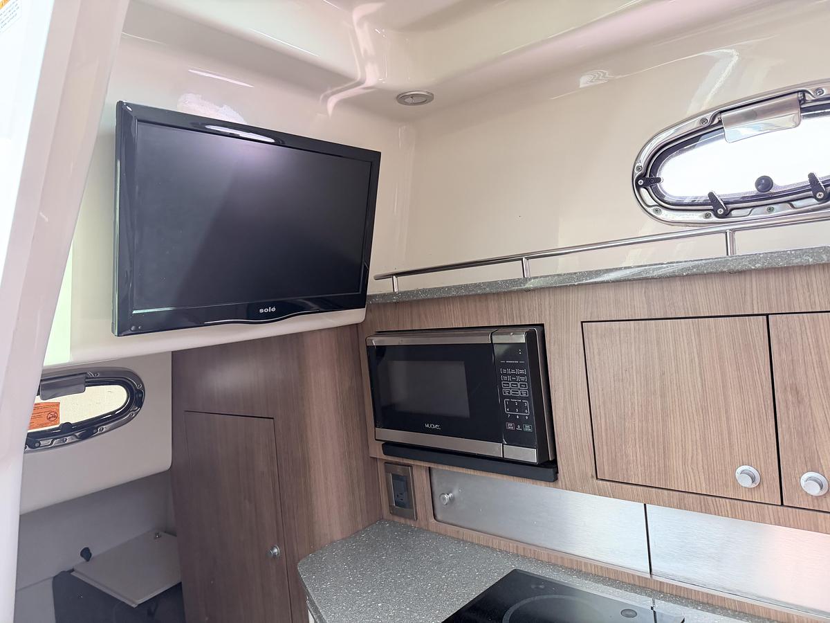 Used 2017 Boston Whaler 315 Conquest