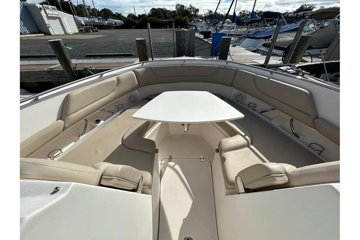 Used 2015 Pursuit DC 325 Dual Console