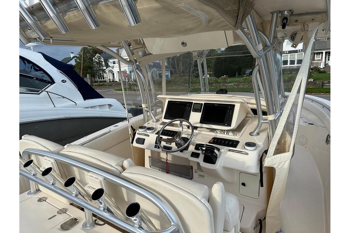 Used 2014 Grady-White 336 Canyon