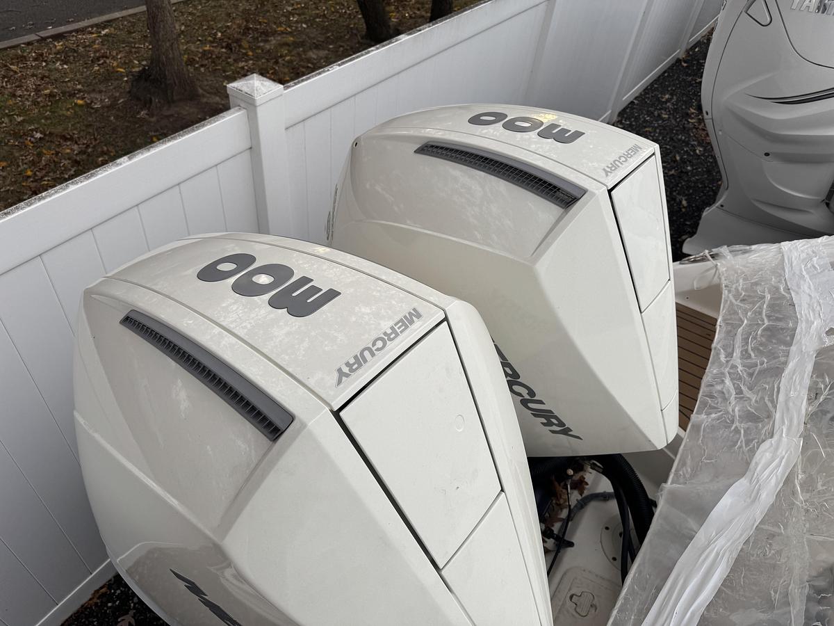 Used 2020 Boston Whaler 320 Vantage