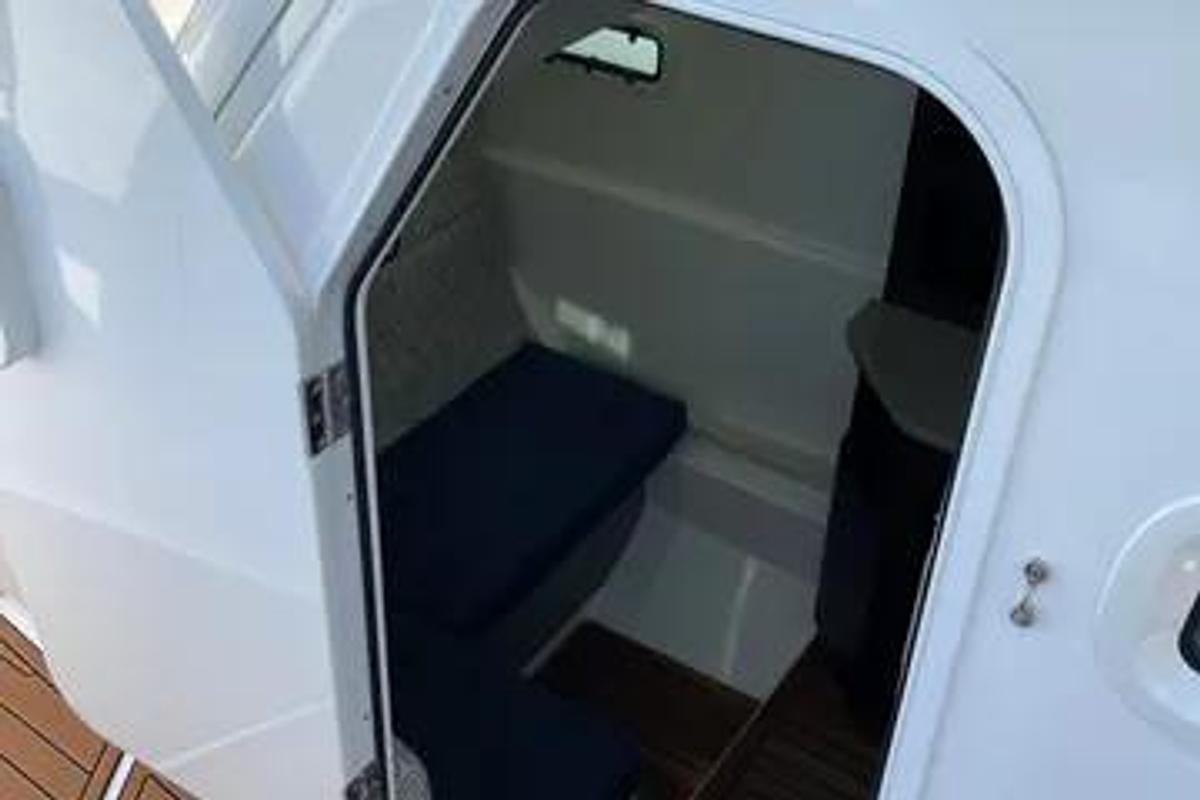 Used 2019 Everglades 435 Center Console