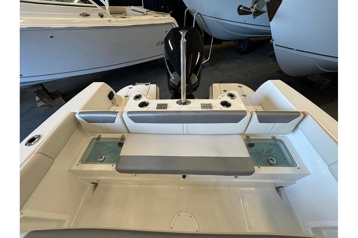 2025 Sailfish 232 CC