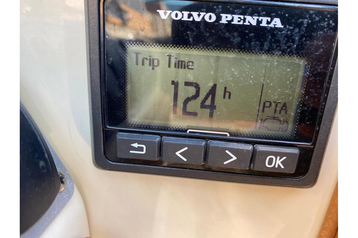 Used 2019 Chris Craft 27 Corsair