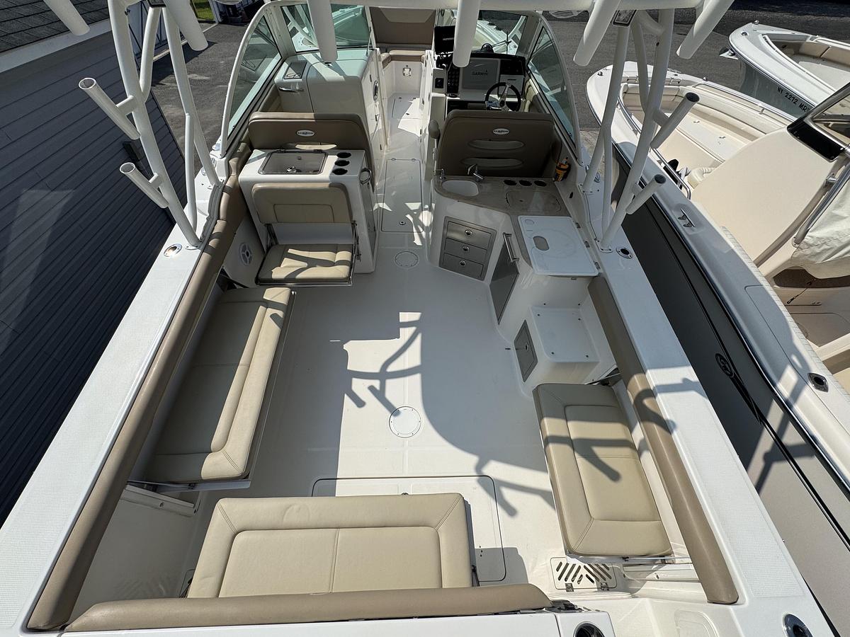 Used 2017 Sailfish 325 DC