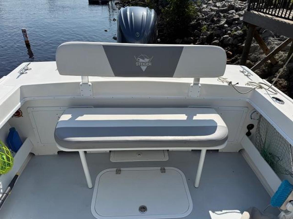 Used 2021 Steiger Craft  255 Chesapeake Pilot House