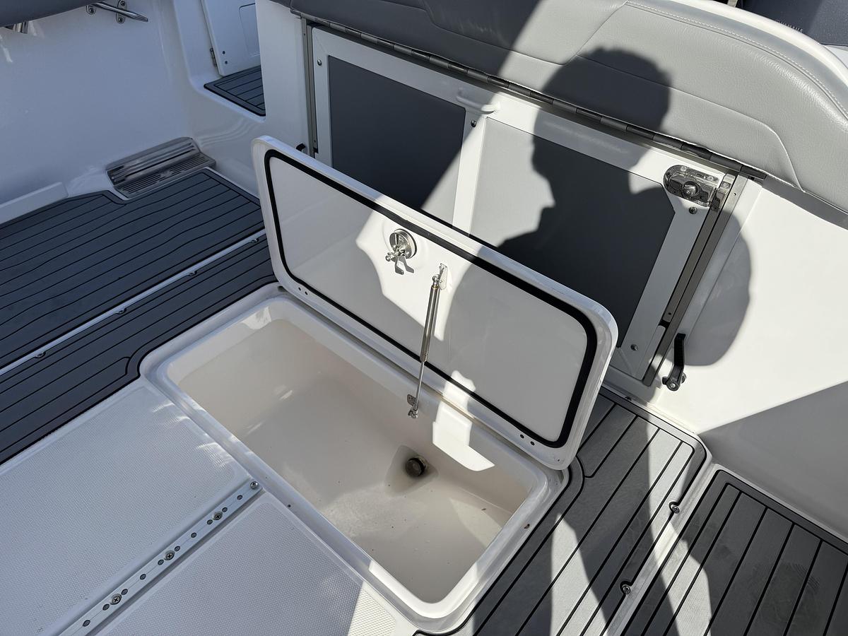 Used 2021 Everglades 295 Center Console