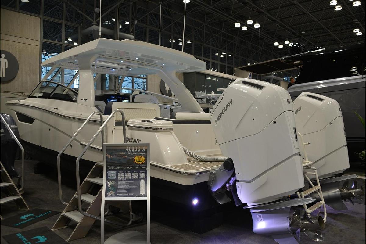 2023 World Cat 400DC-X