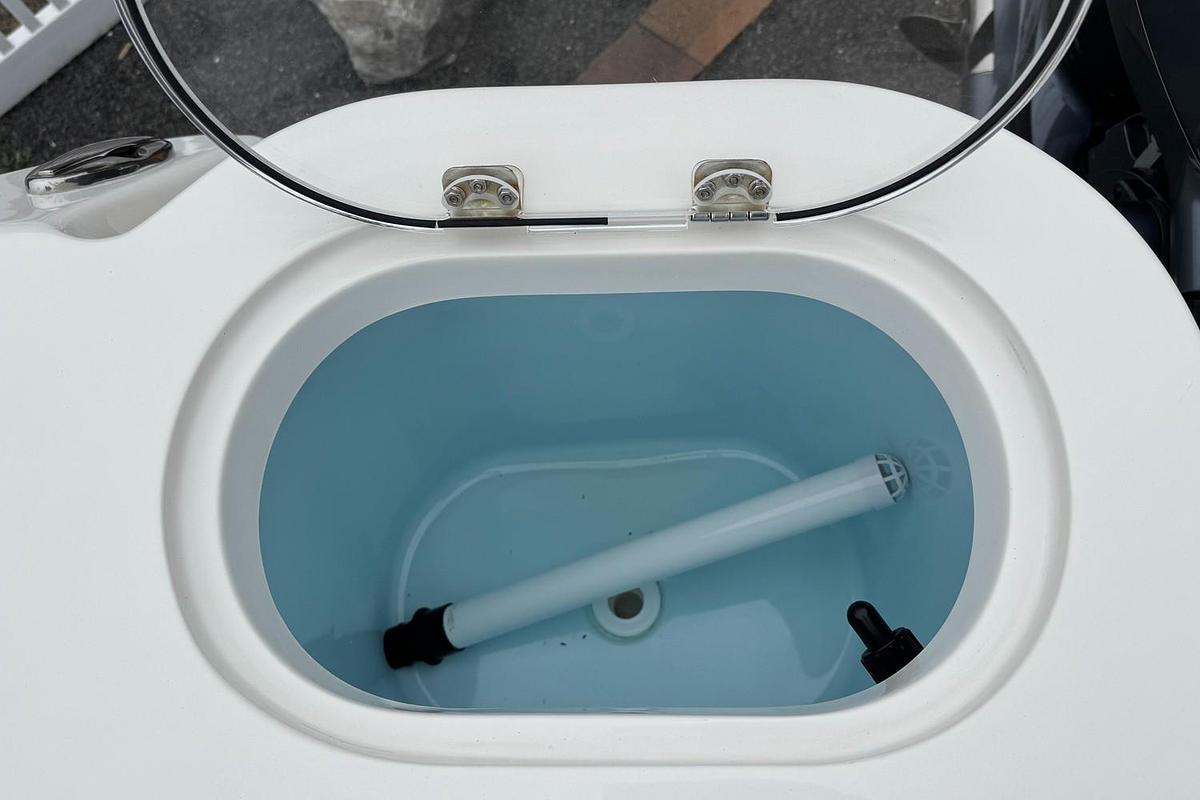 Used 2024 Sailfish 220 CC