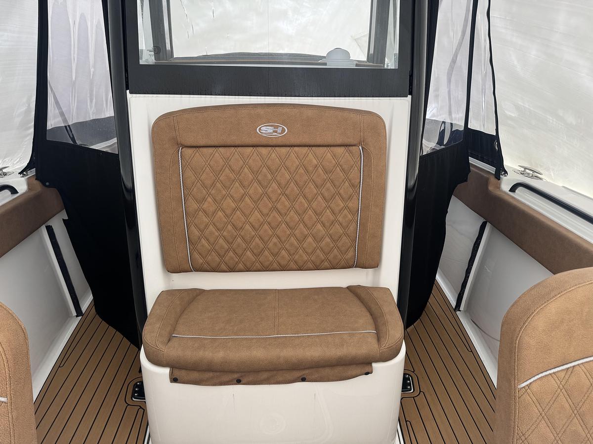 Used 2025 Sea Hunt Ultra 265SE