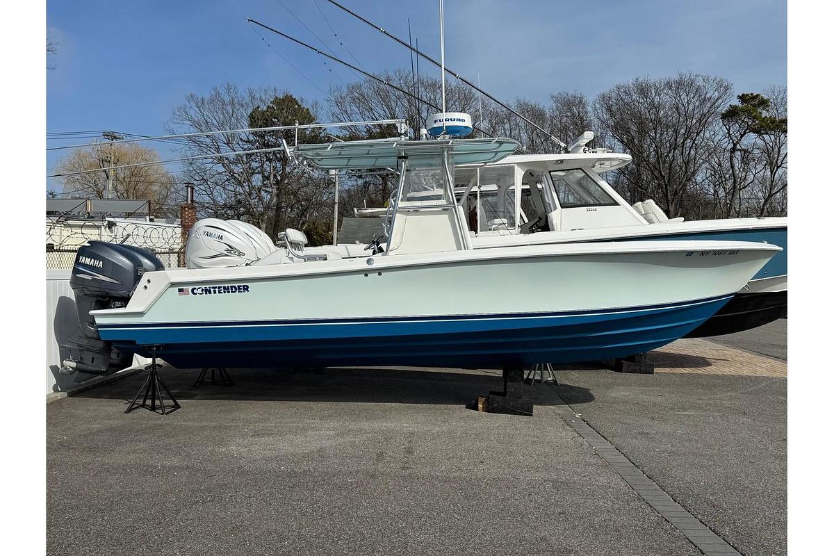 Used 2010 Contender 25 Open
