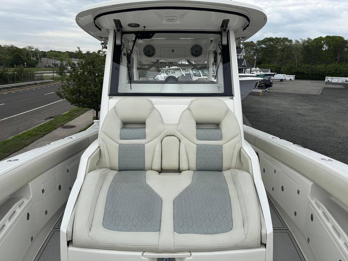 Used 2020 Solace 345 CC