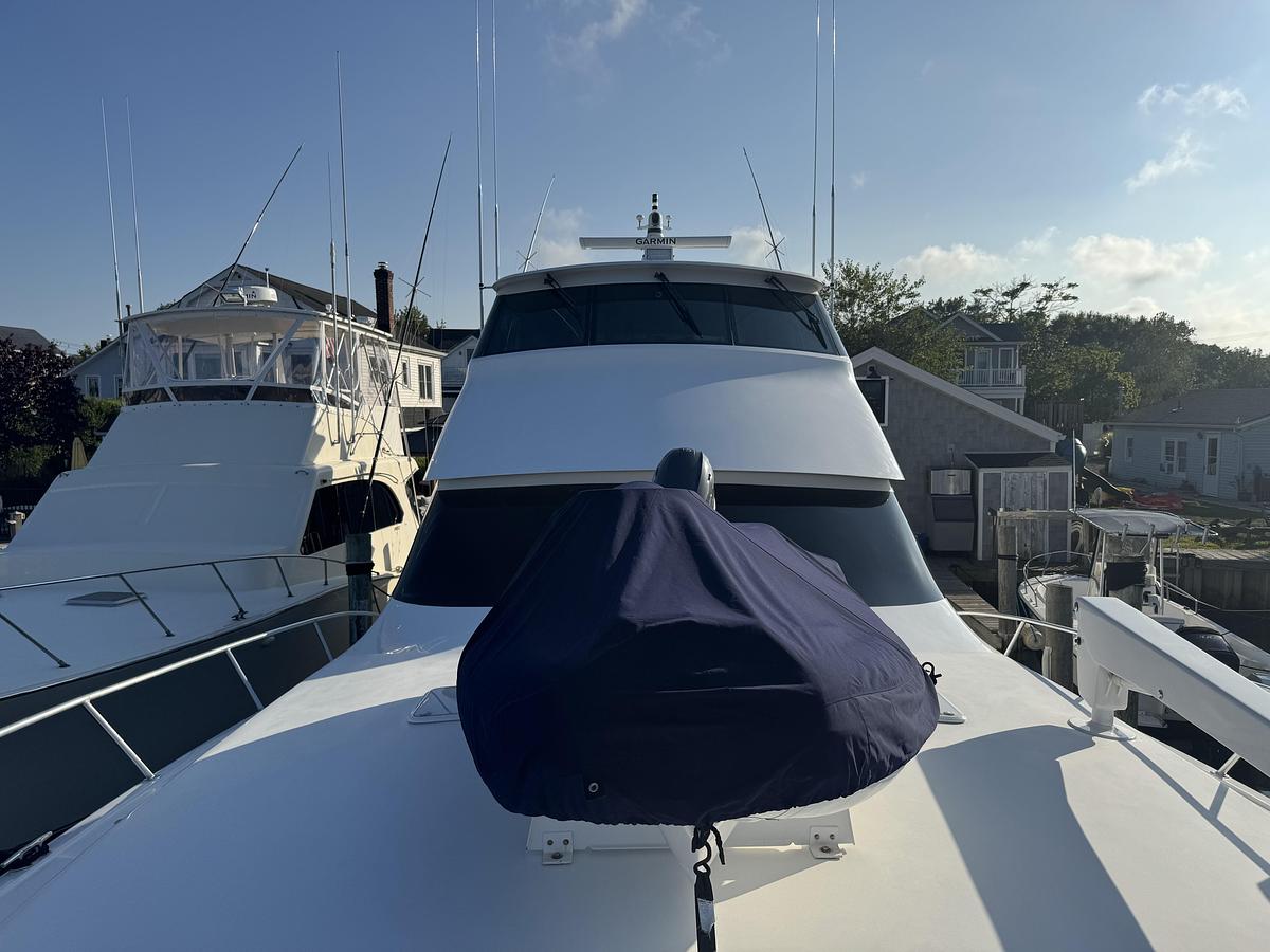 Used 2002 Viking 61 Enclosed Bridge