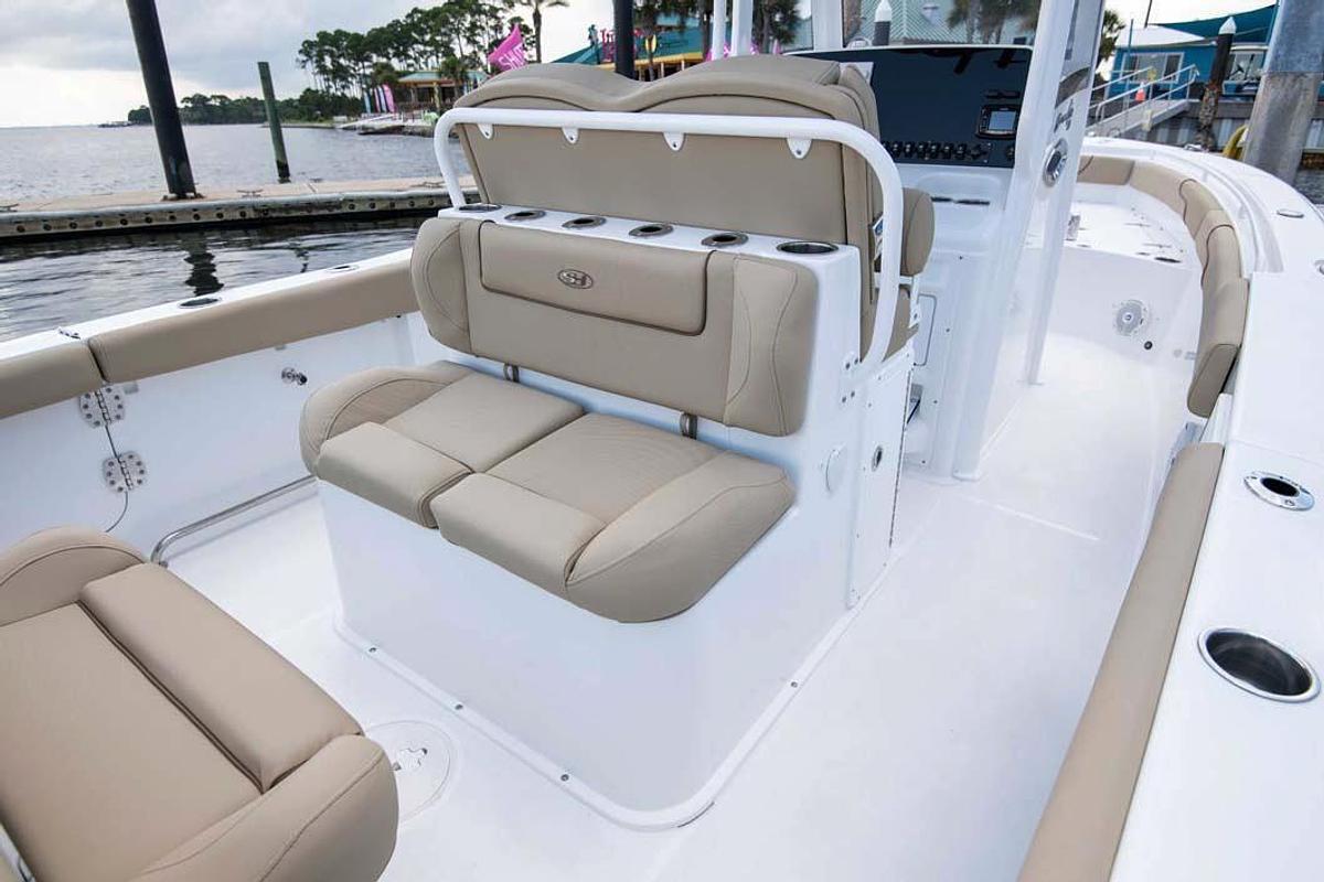 Used 2018 Sea Hunt Gamefish 27