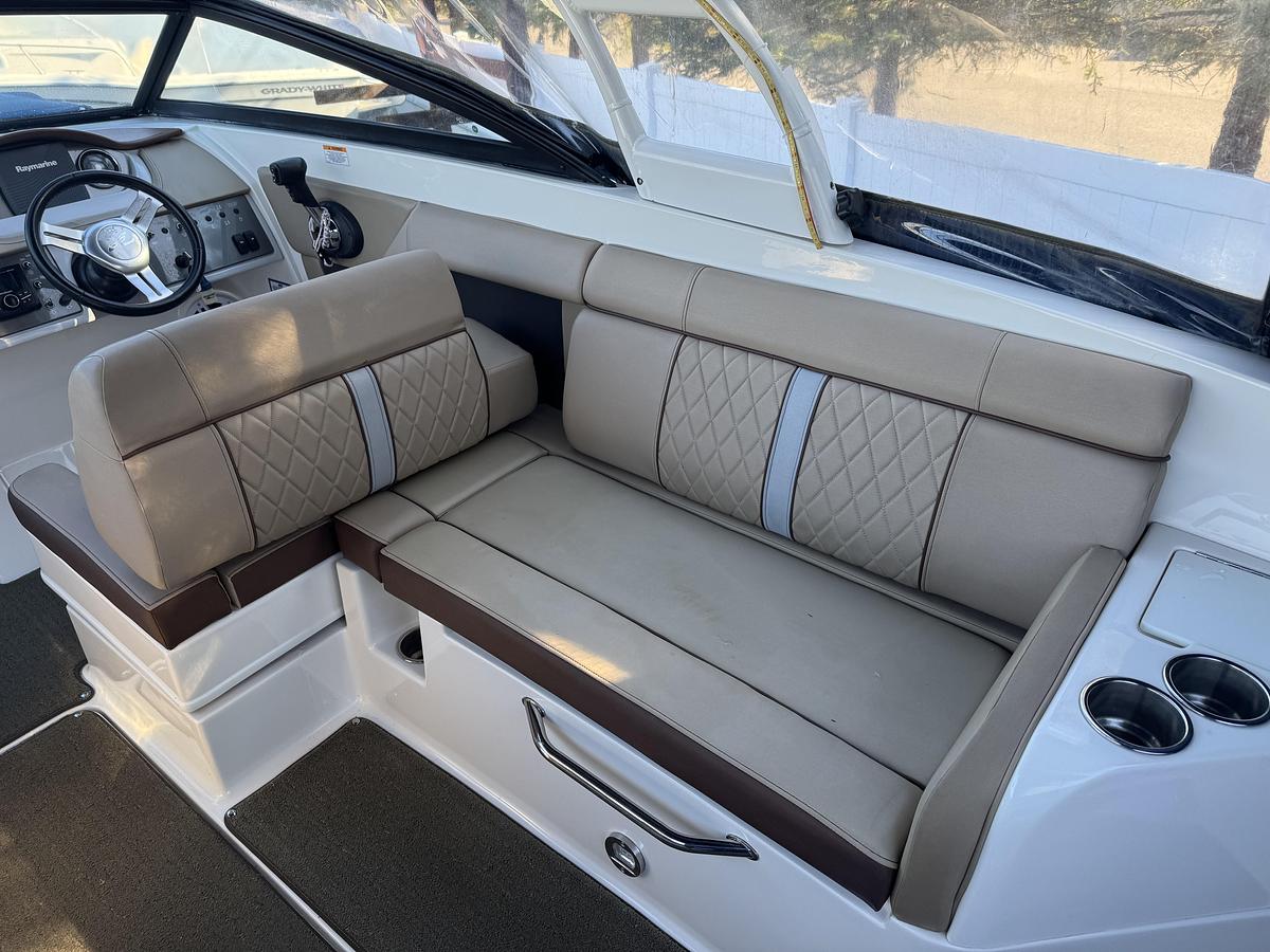 Used 2016 Sea Ray  270 SDX