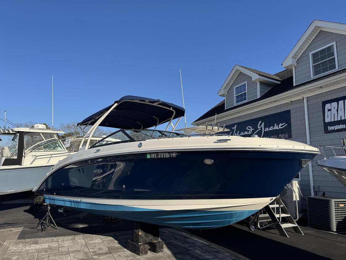 Used 2016 Sea Ray 270SDX