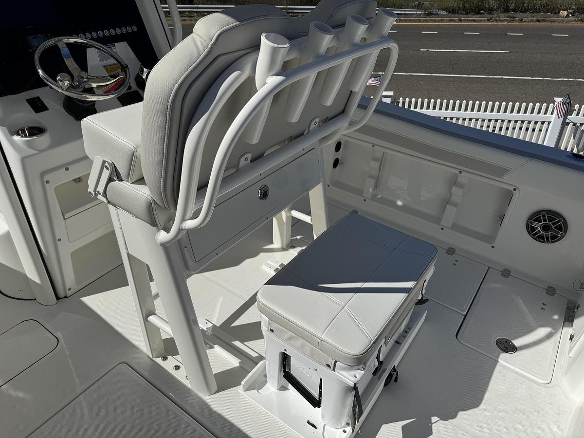 2026 World Cat 235 TE