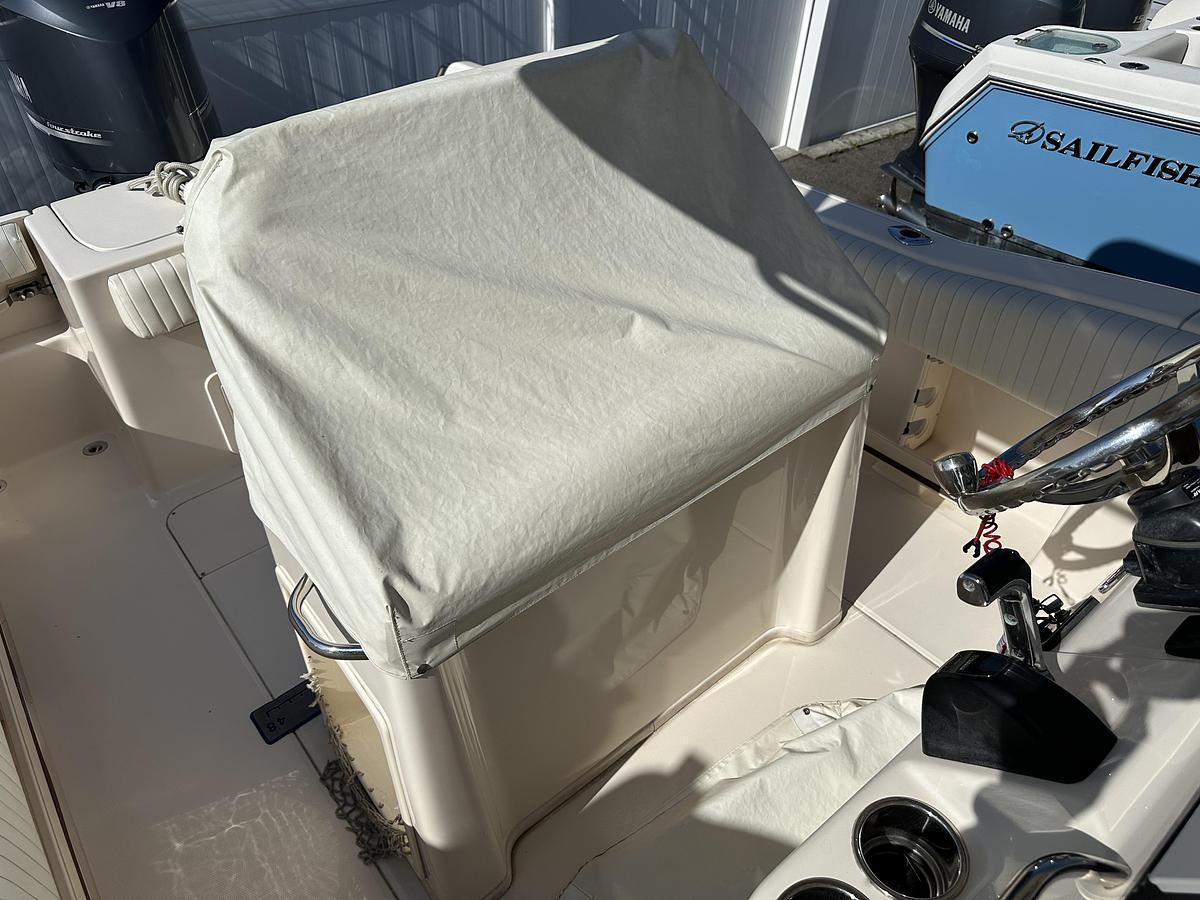 Used 2015 Grady-White 257 Advance CC