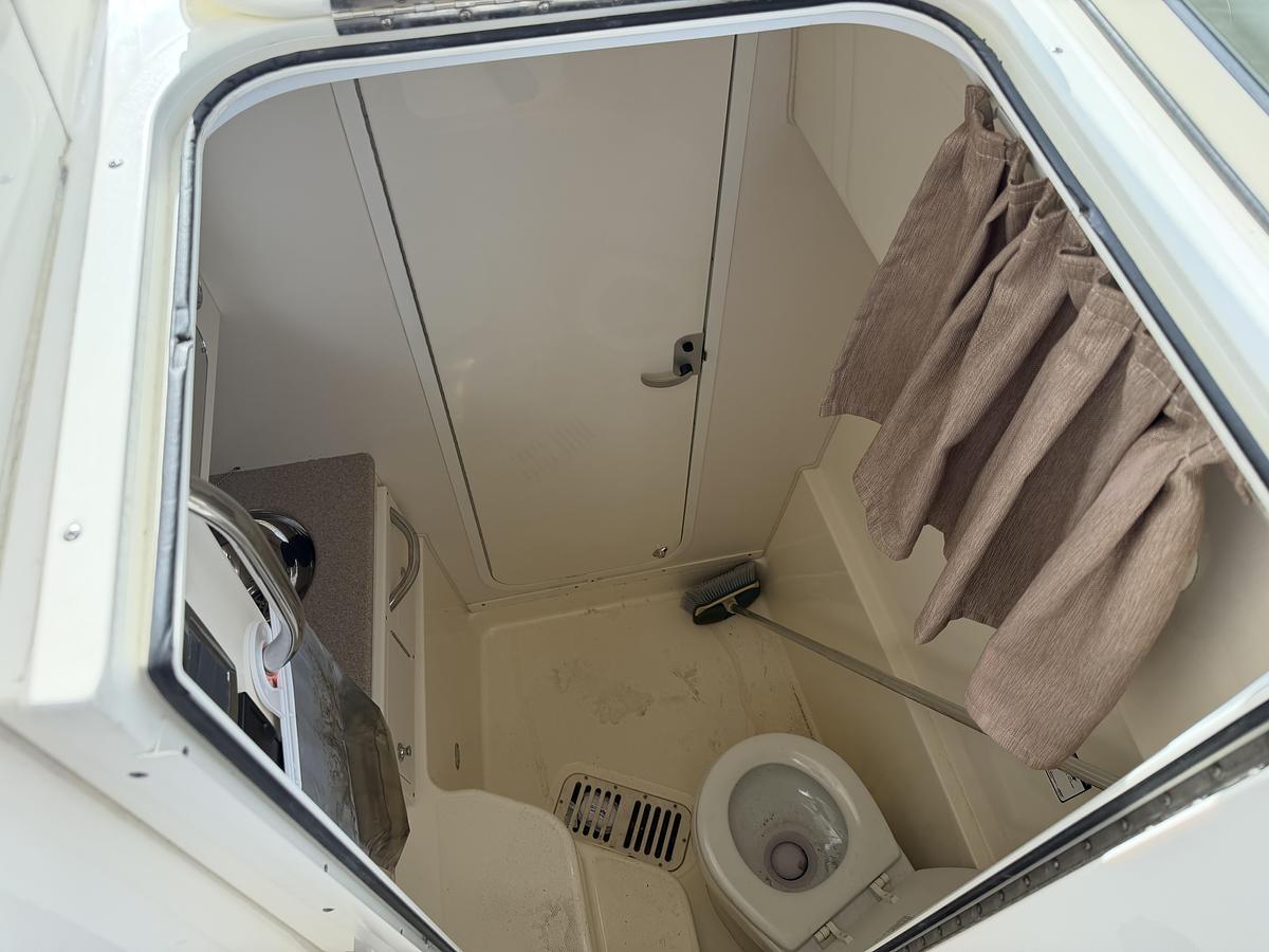 Used 2016 World Cat 320EC