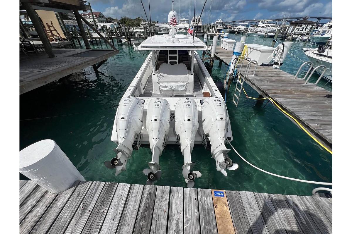 Used 2023 Everglades 455