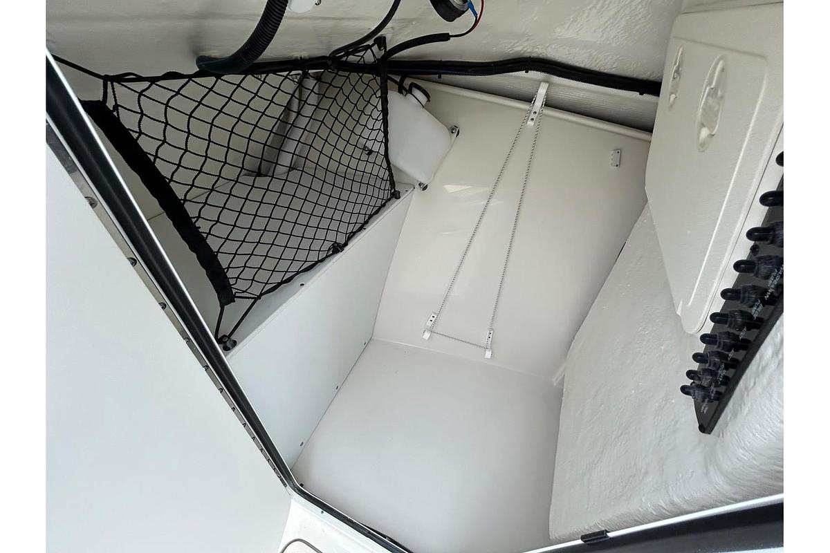 2025 Sailfish 245 DC