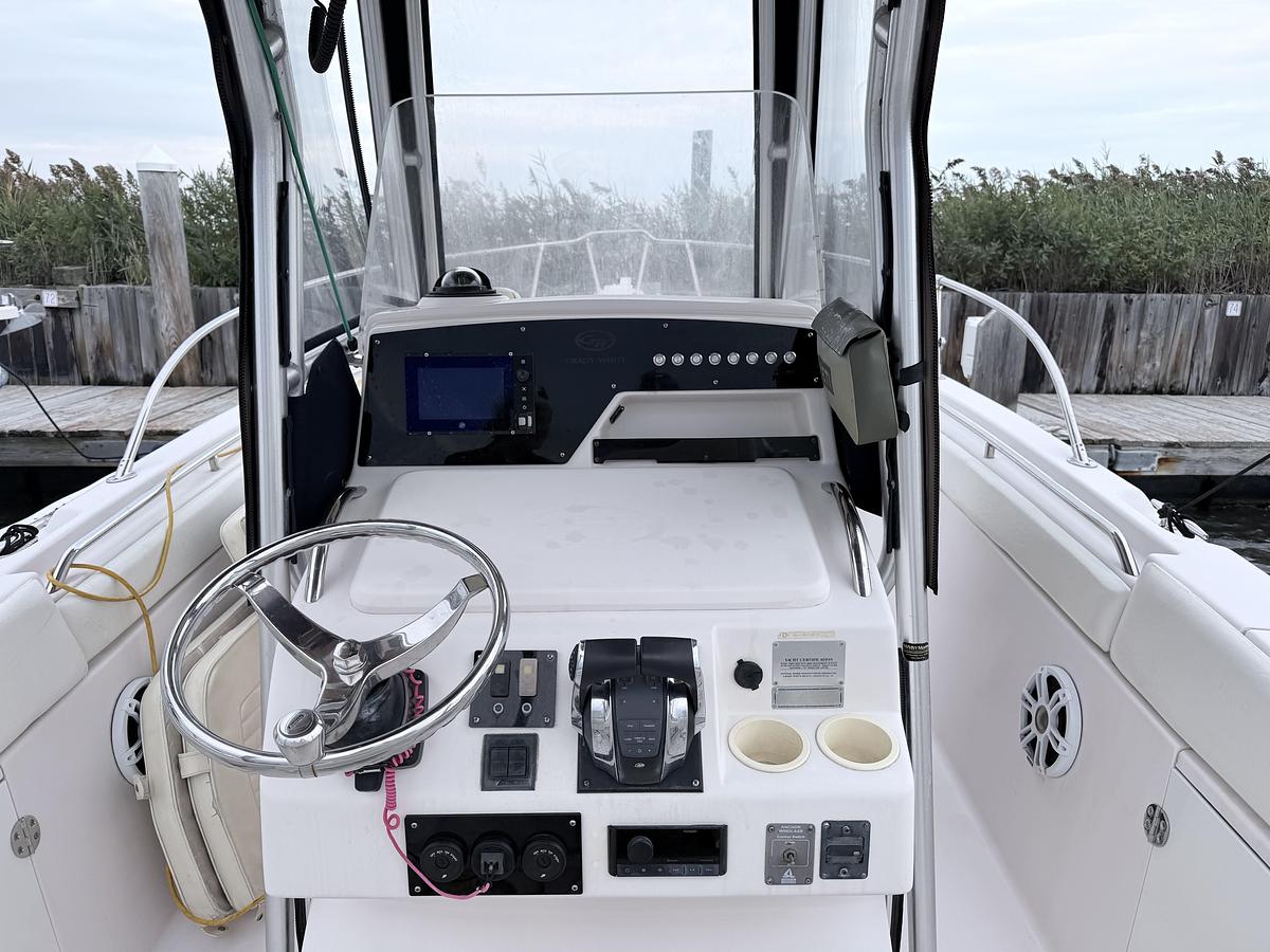 Used 2004 Grady-White Chase 273