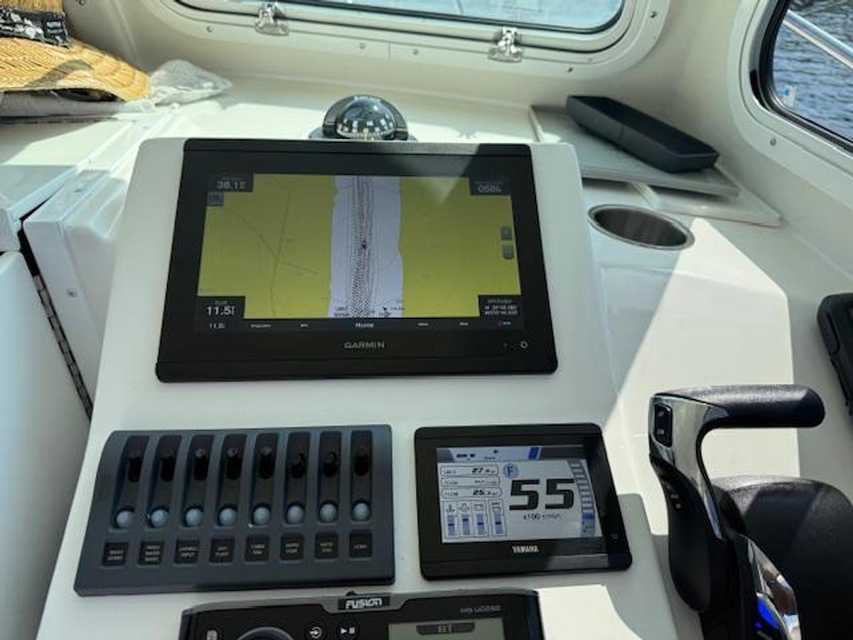 Used 2021 Steiger Craft  255 Chesapeake Pilot House