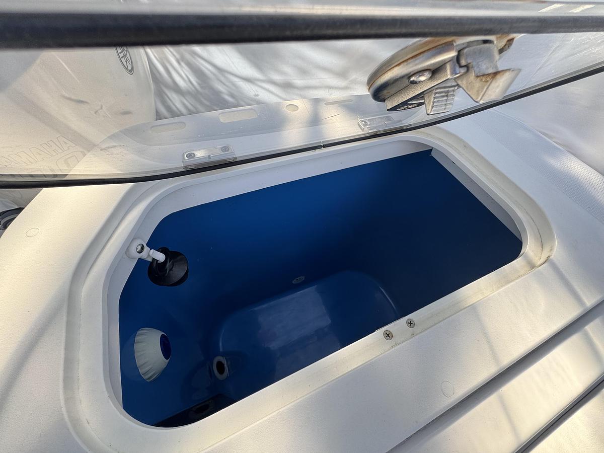 Used 2019 Everglades 295 Center Console
