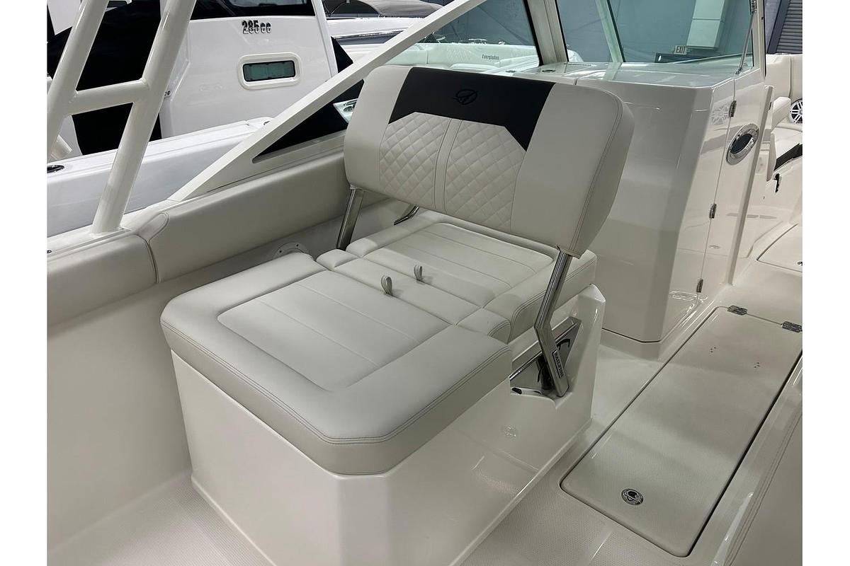 2024 Sailfish 276 DC