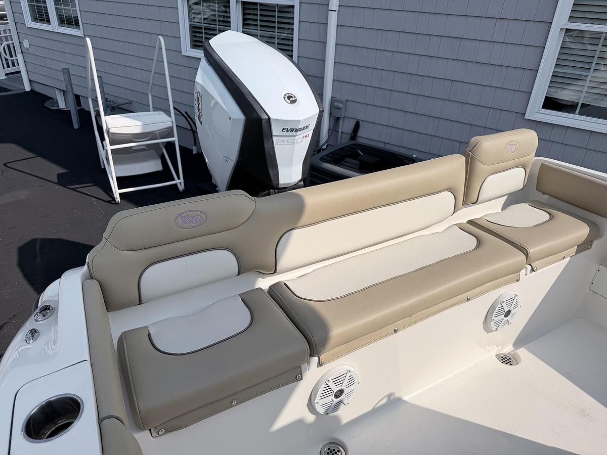 Used 2018 Key West 239FS