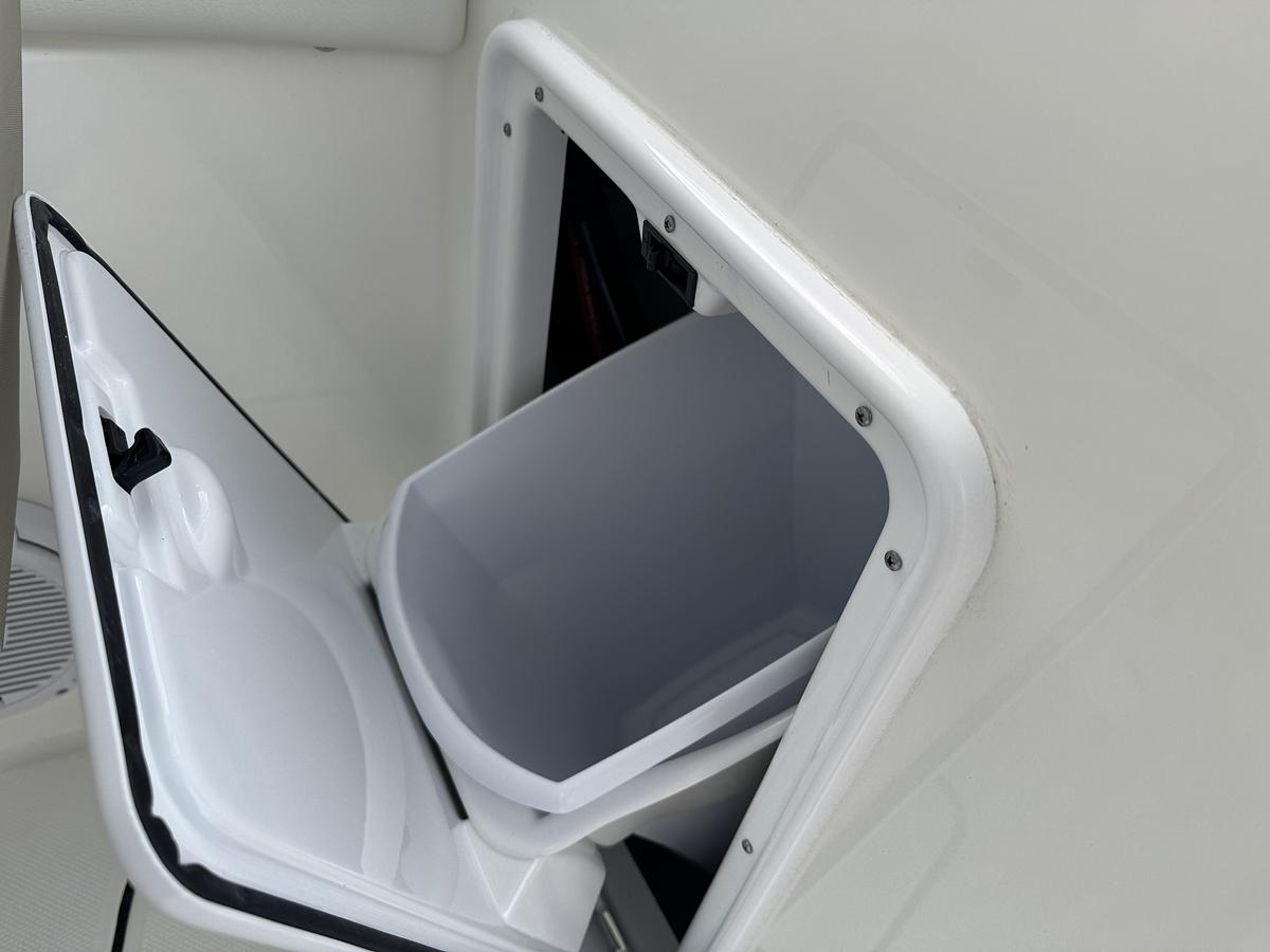 2026 World Cat 230SD