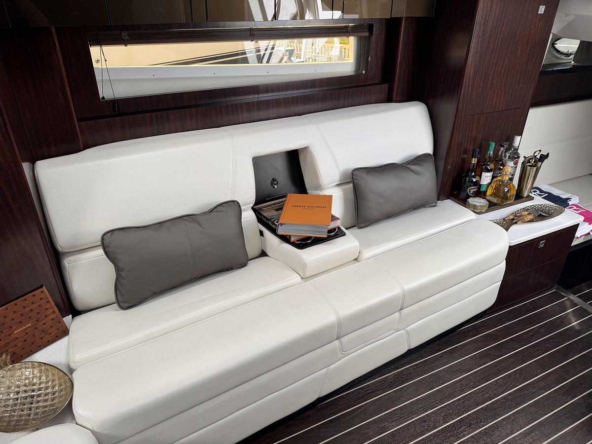 Used 2018 Monterey 355 Sport Yacht