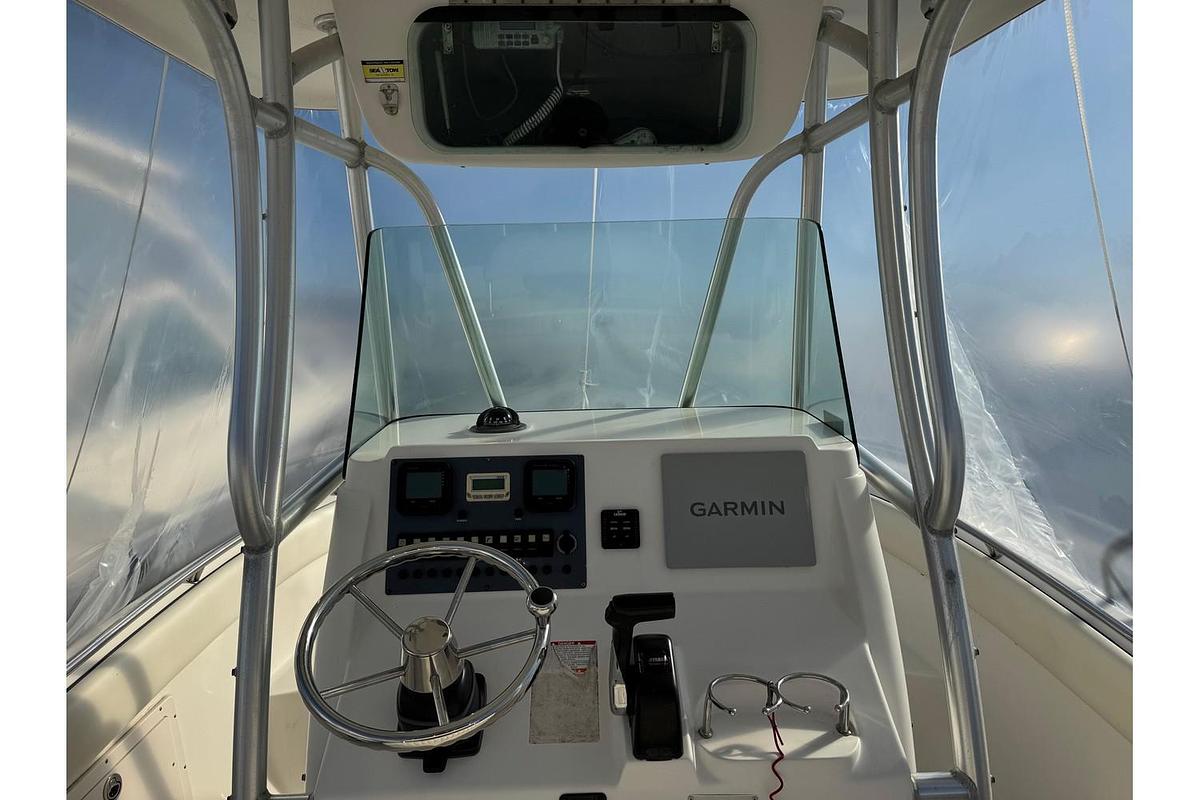 Used 2007 Robalo R220 Center Console