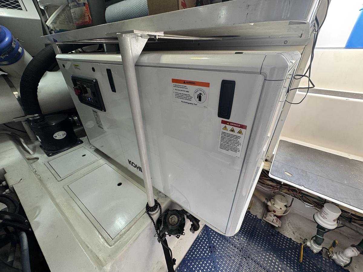 Used 2002 Viking 61 Enclosed Bridge