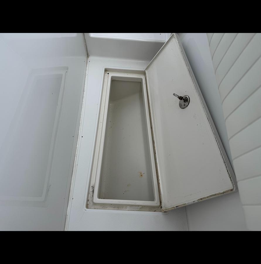 Used 2002 Jupiter 27 Open Fisherman