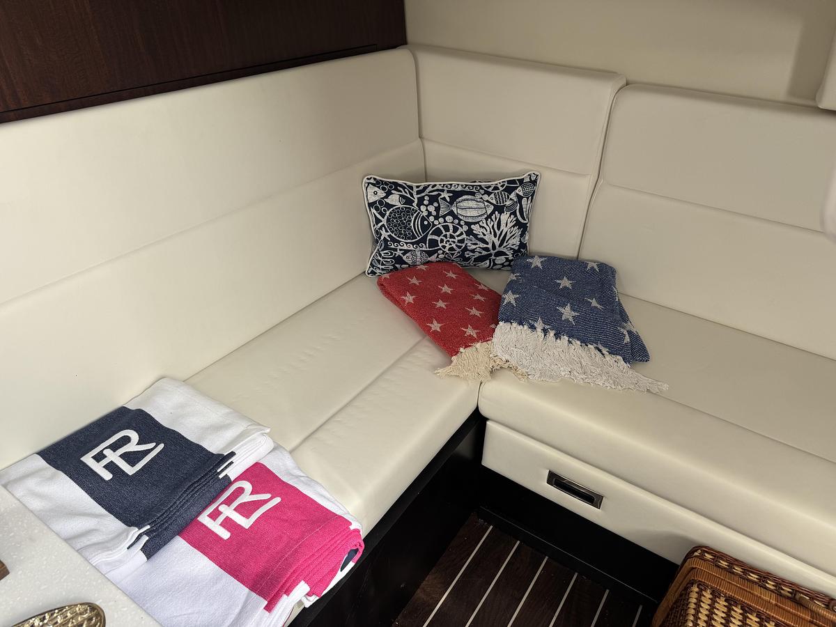Used 2018 Monterey 355 Sport Yacht