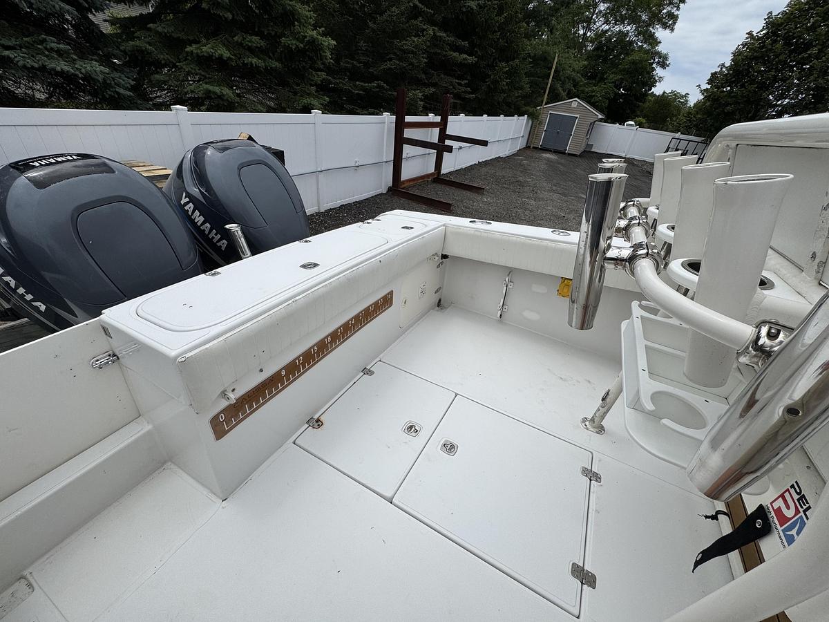 Used 2002 Jupiter 27 Open Fisherman