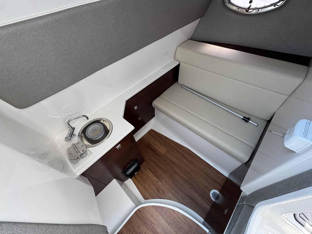 Used 2023 Chaparral 280 OSX