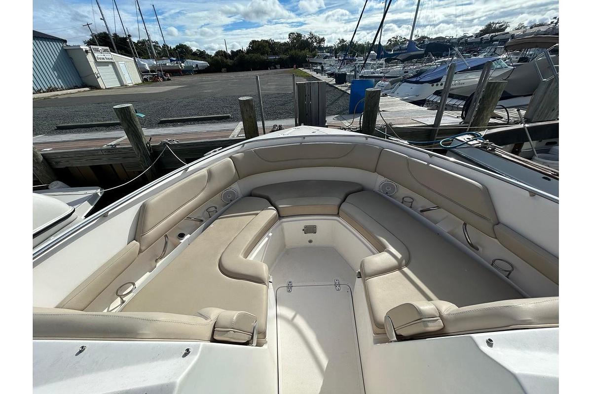 Used 2015 Pursuit DC 325 Dual Console