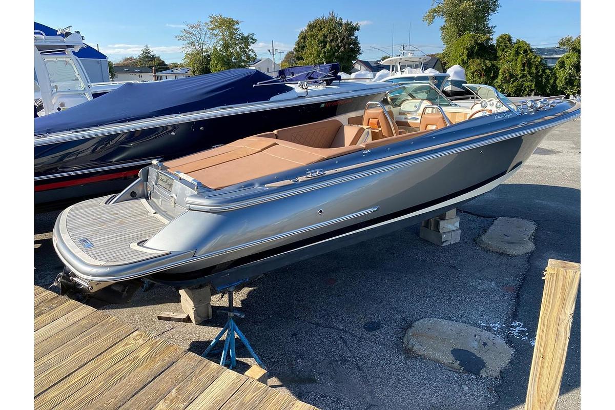 Used 2019 Chris Craft 27 Corsair