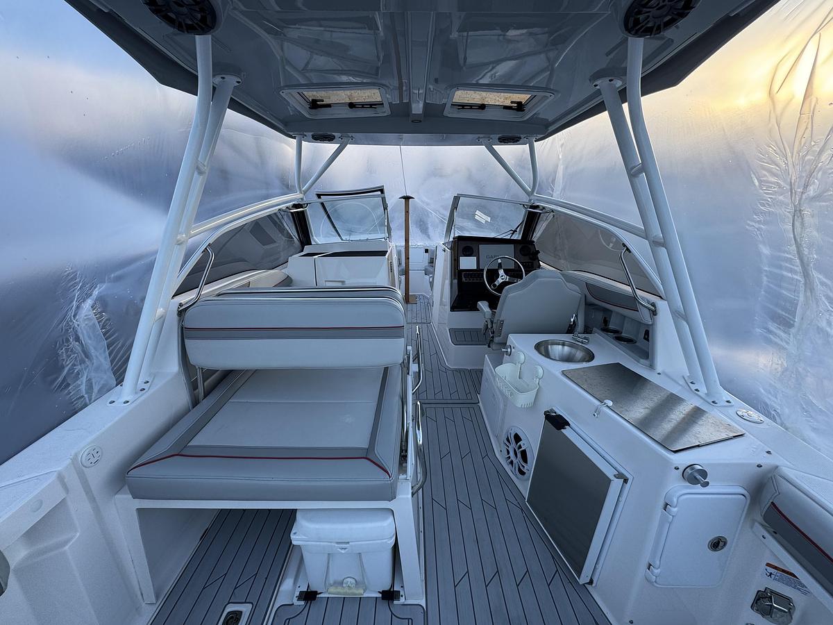 Used 2023 Solara S-250DC