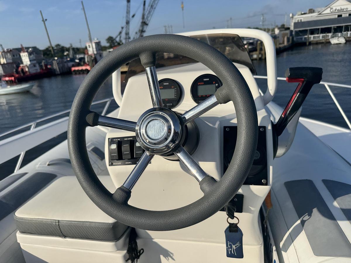 Used 2002 Viking 61 Enclosed Bridge