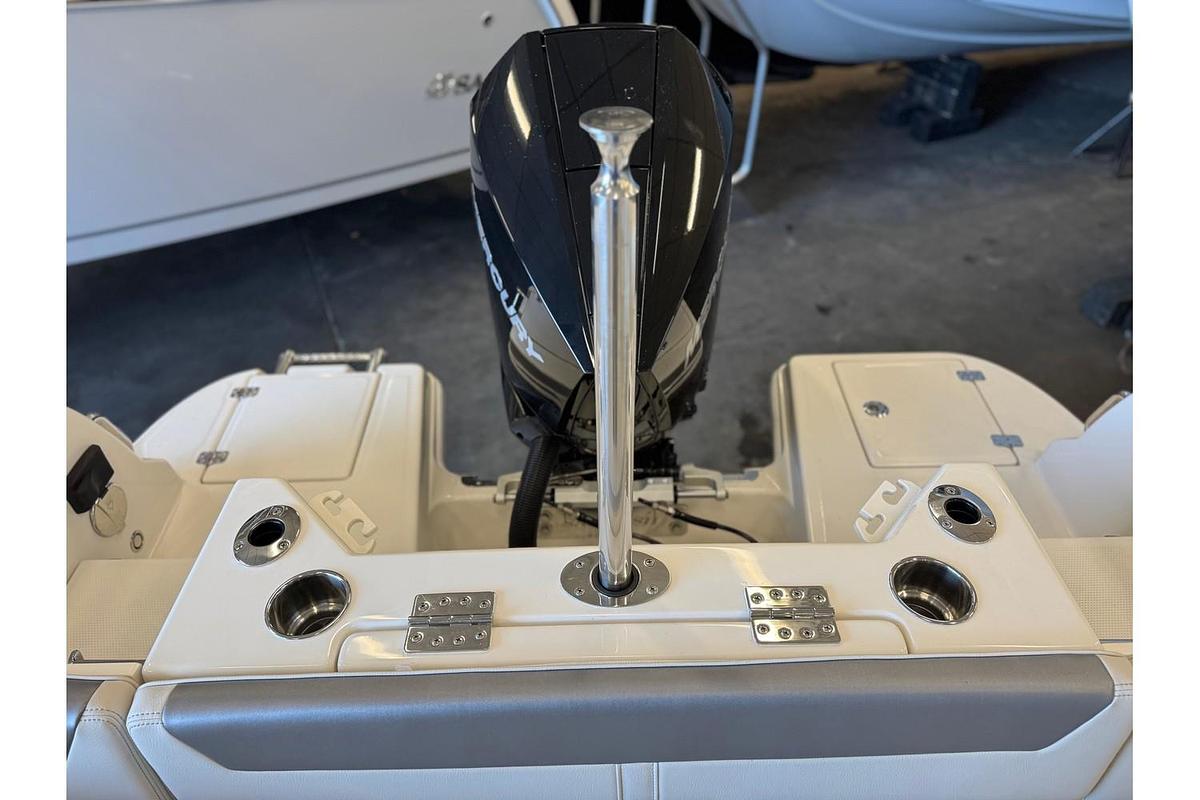 2025 Sailfish 232 CC