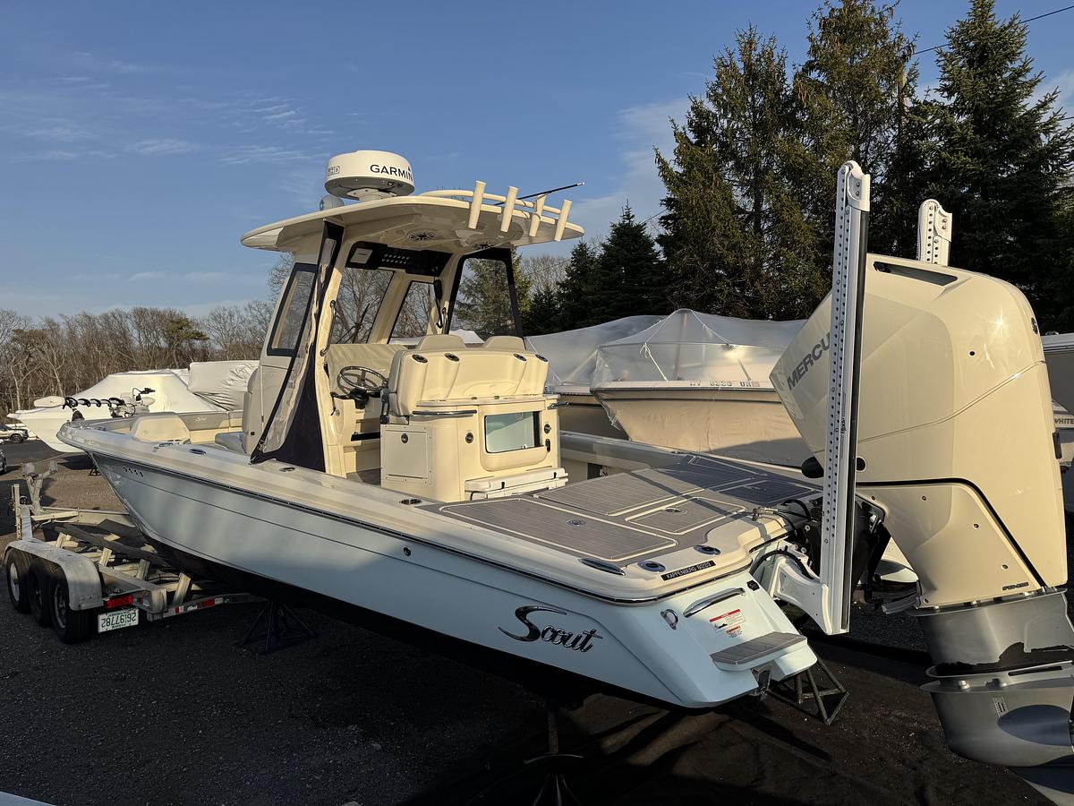 Used 2024 Scout 281 xss Carbon