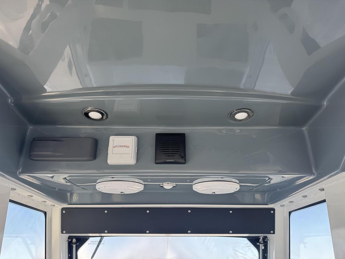 Used 2019 Everglades 295 Center Console