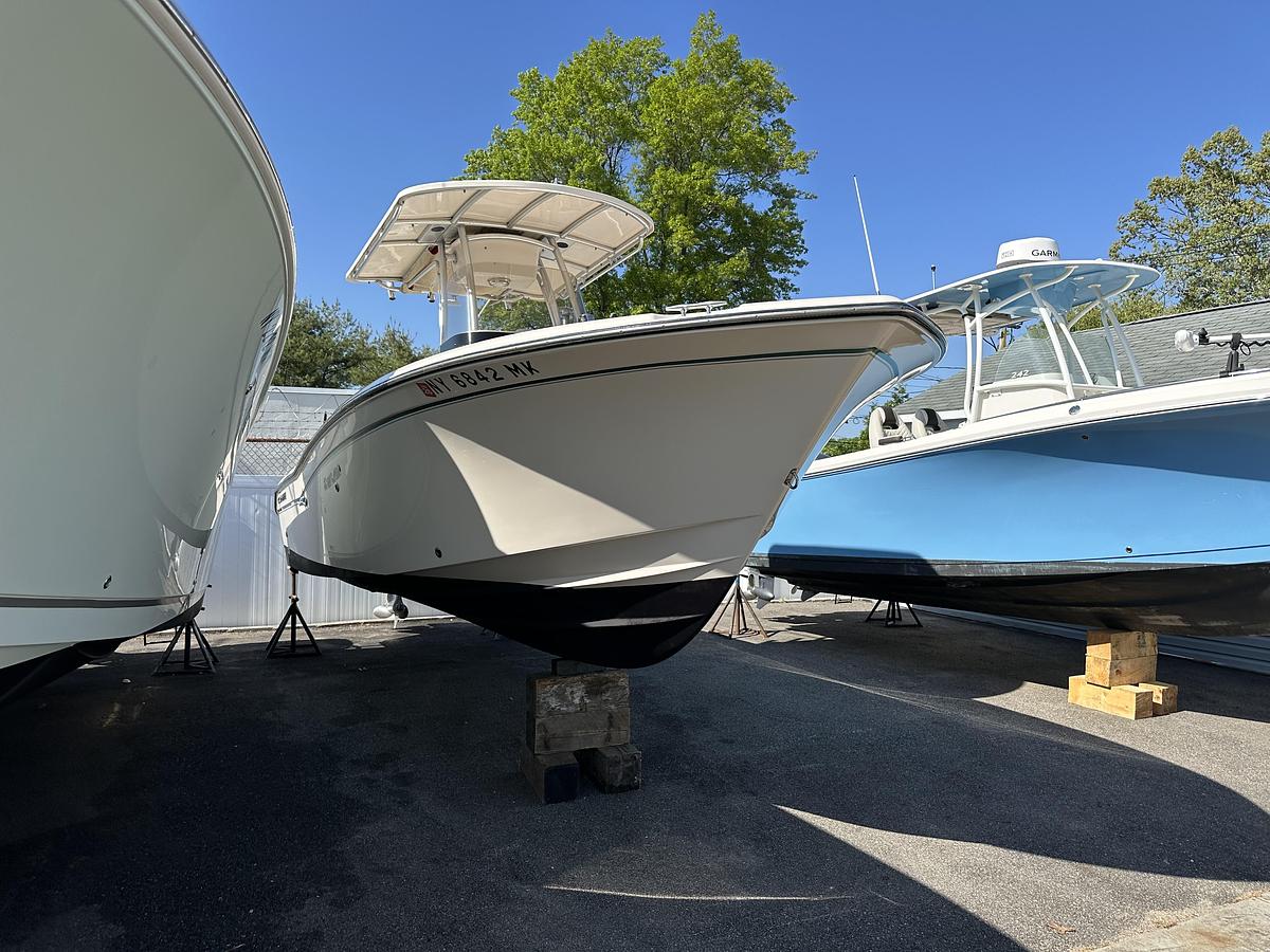 Used 2015 Grady-White 257 Advance CC